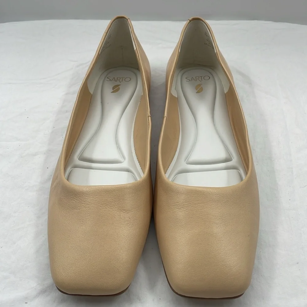 SARTO By Franco Sarto Neutral Beige Pointed-Toe Leather Flat
